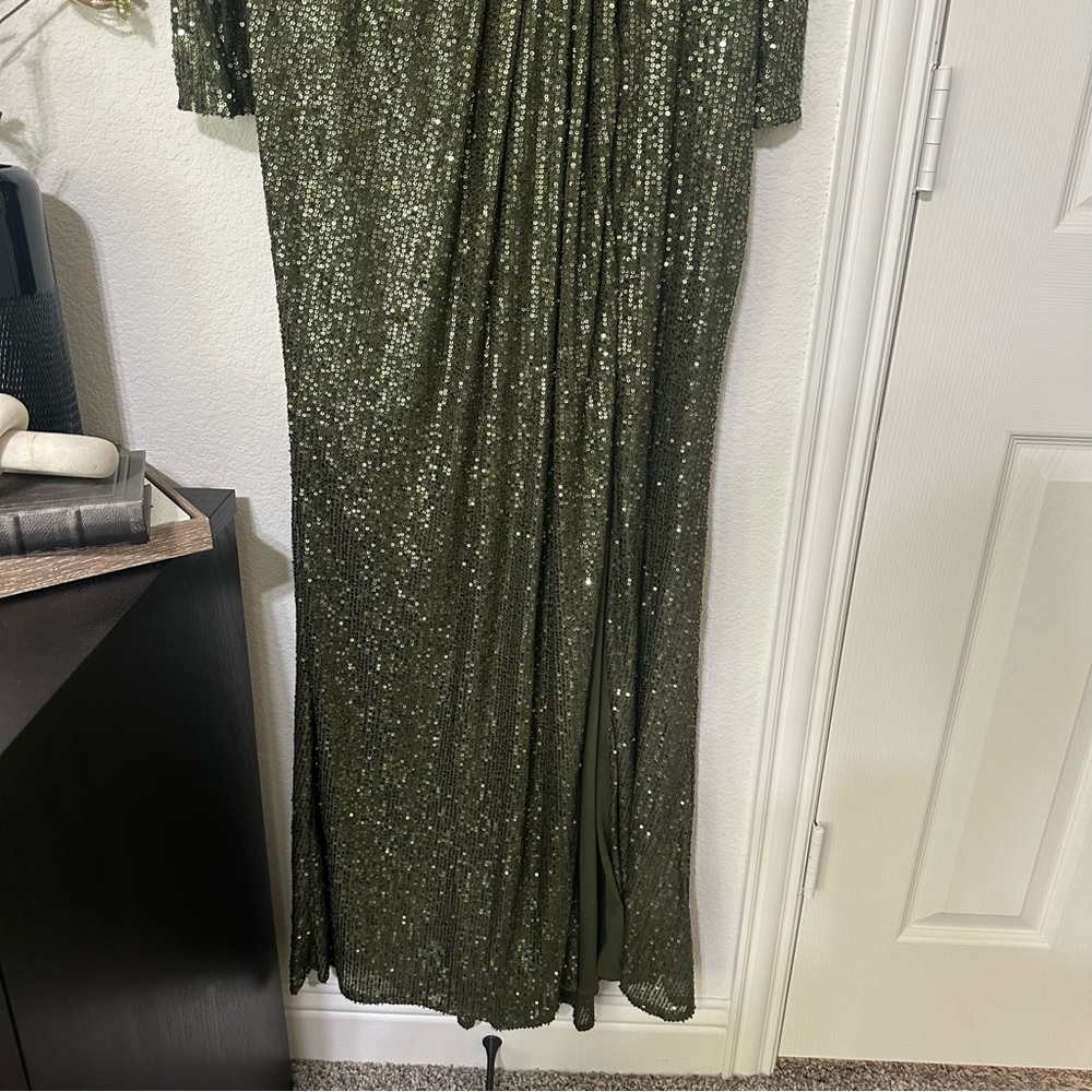 NWT Ieena for Mac Duggal Sequin Long Sleeve Faux Wrap Gown - Picture 7 of 11